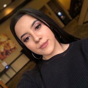 Meet your Posher, Araceli